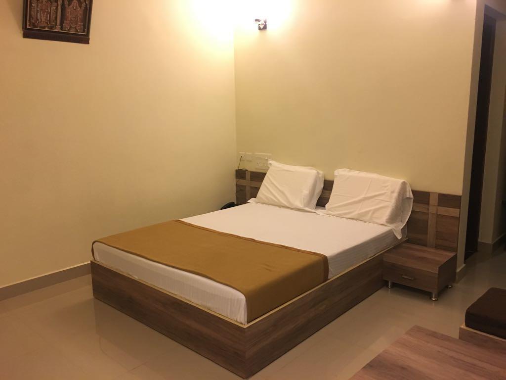 Shesha Kuteera Hotel Subrahmanya ภายนอก รูปภาพ
